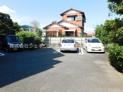 【駐車場】 | アンソレイエ湘南 | 駐車場