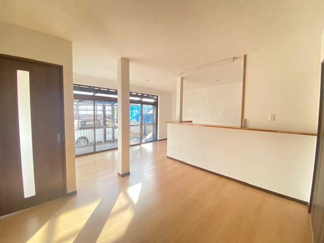 北諸県郡三股町大字蓼池の中古一戸建の居間・リビング
