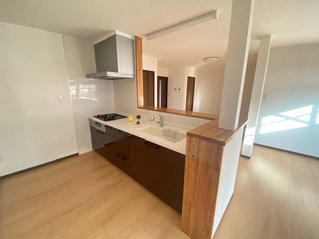 北諸県郡三股町大字蓼池の中古一戸建の洋室