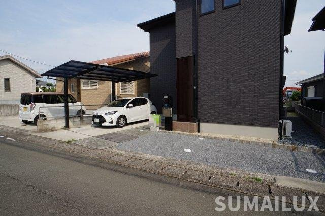 熊本市東区小山１丁目の一戸建ての駐車場