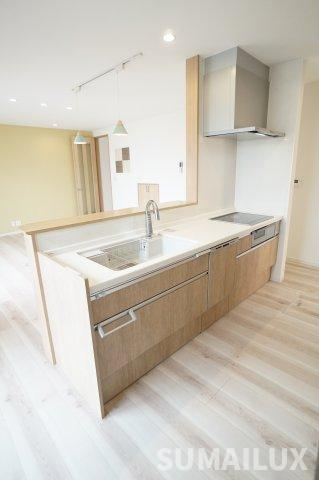 熊本市東区小山１丁目の一戸建てのキッチン