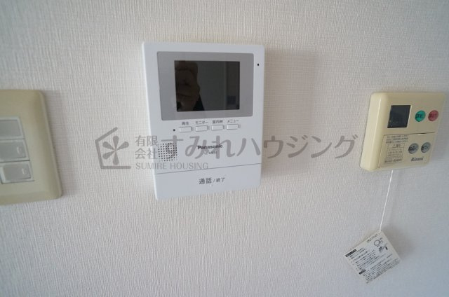 ハイネスコートのセキュリティ|参考、同建物・反転間取りの号室