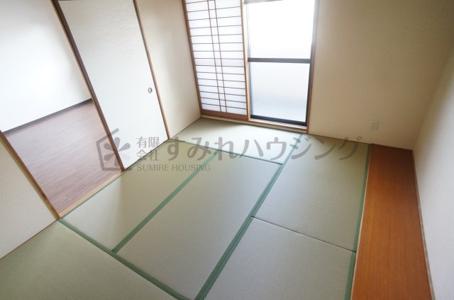 ハイネスコートのその他|参考、同建物・反転間取りの号室