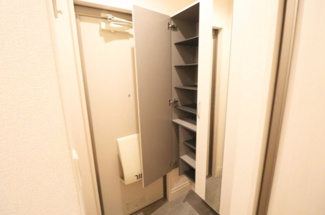 【玄関】 | シーリーコート