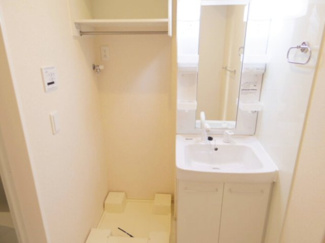 【洗面所】 | シーリーコート