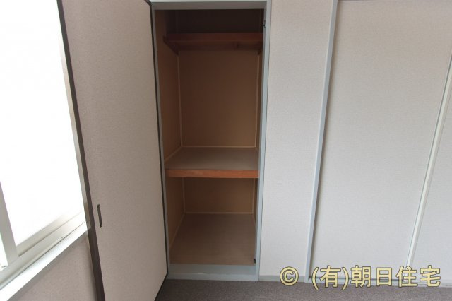 サンシャイン．ヴィラDの収納