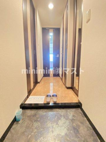 グランシス難波西の玄関