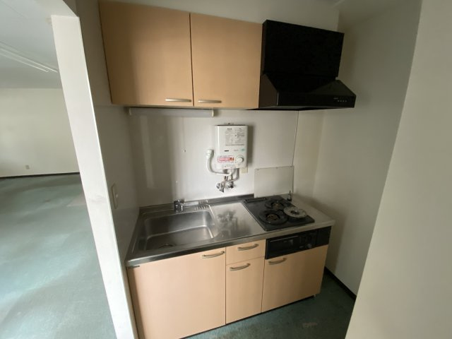 常滑市千代ケ丘１丁目貸事務所のキッチン
