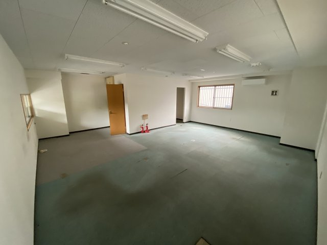 常滑市千代ケ丘１丁目貸事務所の内装