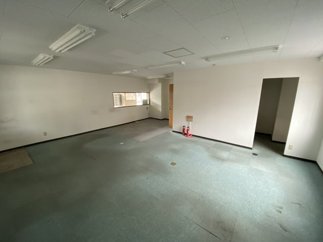 常滑市千代ケ丘１丁目貸事務所の内装