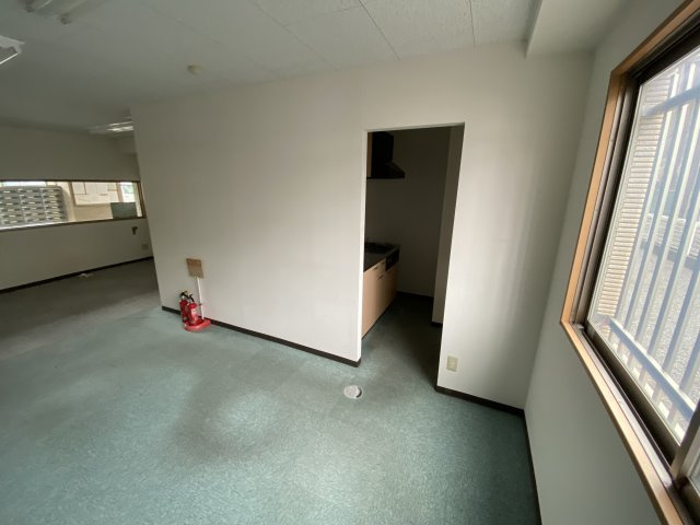 常滑市千代ケ丘１丁目貸事務所の内装