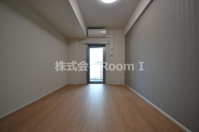 【洋室】 | ＩＢＣ　Ｒｅｓｉｄｅｎｃｅ　Ｅａｓｔ | ゆったり過ごせる居間です