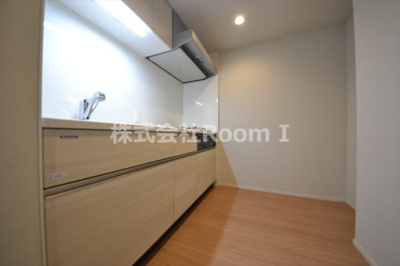 【キッチン】 | ＩＢＣ　Ｒｅｓｉｄｅｎｃｅ　Ｅａｓｔ | きれいなキッチンです