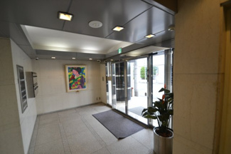 【エントランス】