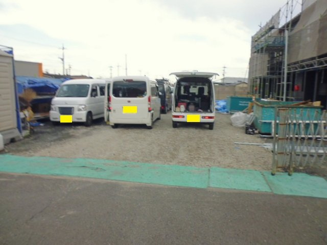 アリビオⅡの駐車場
