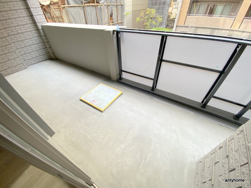 Fujiman南森町　仲介手数料無料のバルコニー