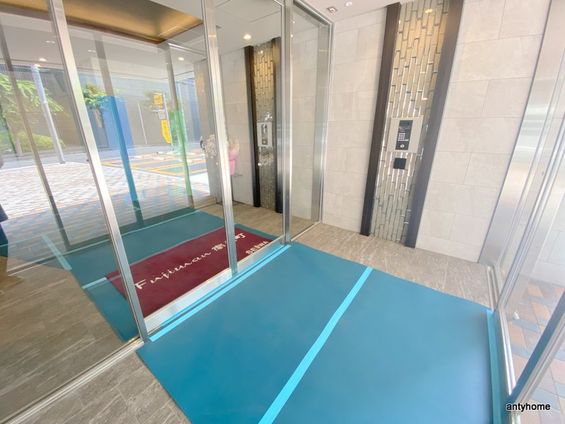 Fujiman南森町　仲介手数料無料のロビー