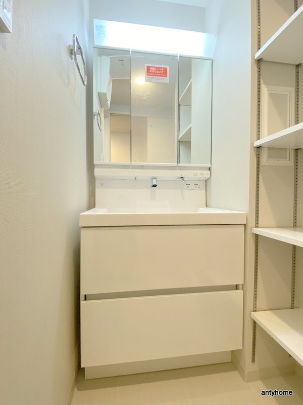 Fujiman南森町　仲介手数料無料の洗面所