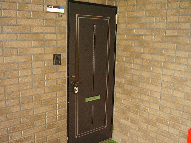 フォブールサウスの玄関|同物件類似写真