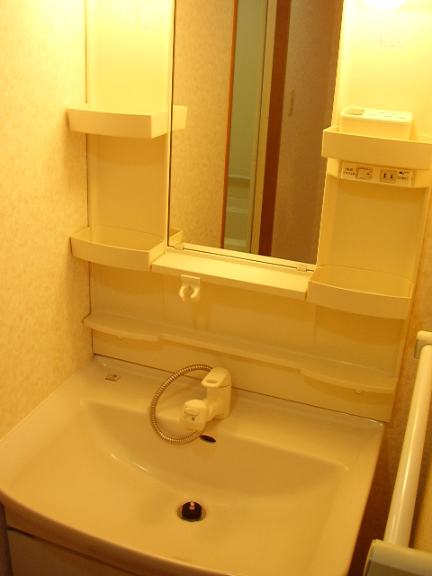 フォブールサウスの独立洗面台|同タイプ　イメージ写真