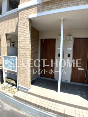 【エントランス】 | ピソ・フロール | ゆとりのあるエントランスです