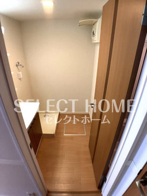  | ピソ・フロール