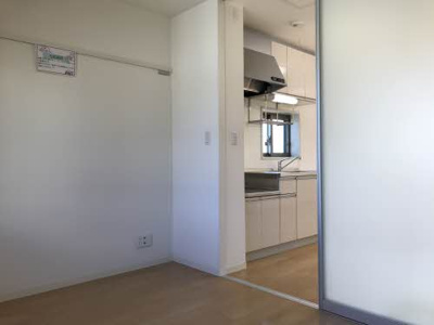 【洋室】 | シャーメゾン上町 | 5.2帖北洋室