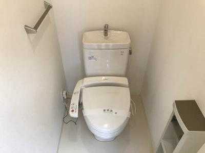 【トイレ】 | シャーメゾン上町 | 温水洗浄便座