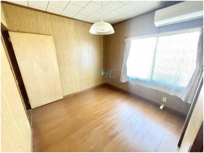 【洋室】 | 高砂町 | ご自身で素敵な空間を創り上げられます。