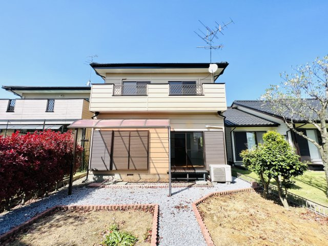 館林市日向町　中古住宅の外観