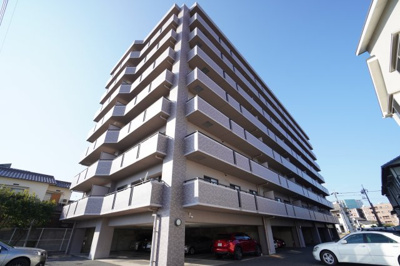 【外観】 | ヴェルシャトー廿日市佐方（リノベ済） | 現地（2023年2月9日15：30頃）撮影