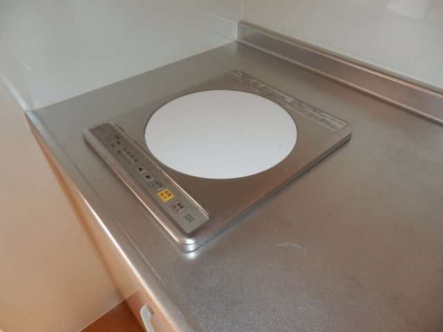 【設備】 | ユタカハイム | ＩＨコンロ付き