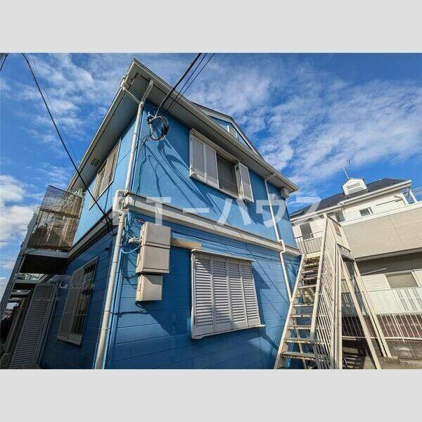千葉市花見川区朝日ケ丘１丁目のアパート