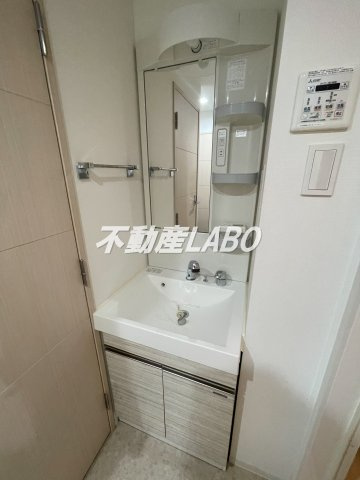 アスヴェル阿波座BLUE EARTHの洗面所