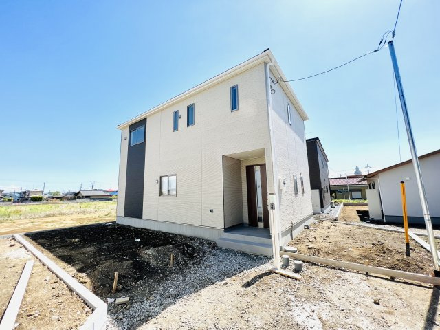 Cradle Garden邑楽町中野第2　新築住宅 2号棟の外観