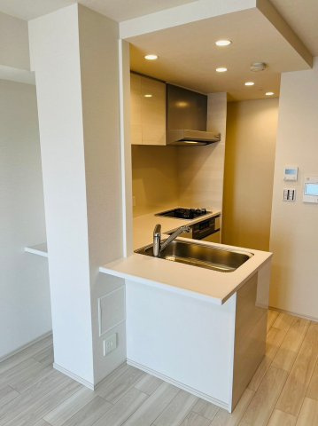 仲介手数料0円！！プレサンス ジェネ 新栄町駅前 葵のキッチン