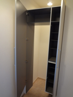 【その他】 | ニエット | シューズボックス