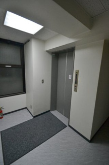 【エントランス】 | 同建物別フロアの写真