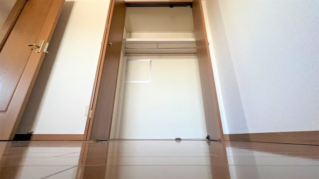 アビタシオン松長の収納|※反転タイプの間取りとなります。