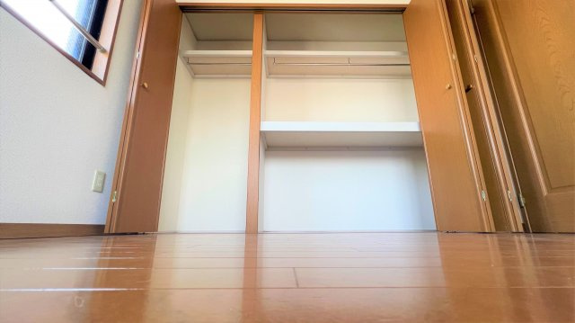 アビタシオン松長の収納|※反転タイプの間取りとなります。