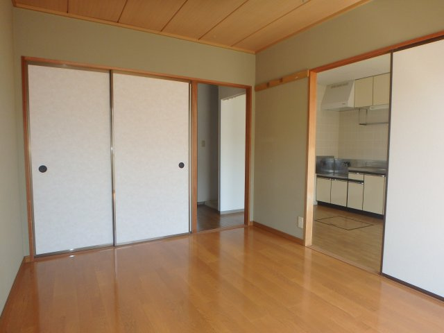 セジュール梶谷の洋室