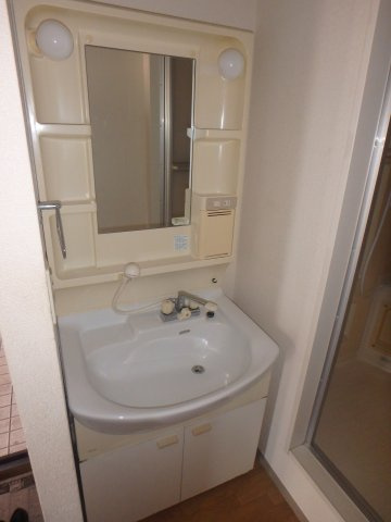 セジュール梶谷の独立洗面台