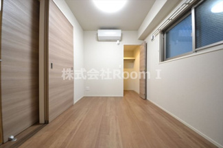 【寝室】 | ＩＢＣ　Ｒｅｓｉｄｅｎｃｅ　Ｗｅｓｔ | ゆとりの広さです
