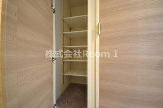 【収納】 | ＩＢＣ　Ｒｅｓｉｄｅｎｃｅ　Ｗｅｓｔ | 収納のためのスペースです