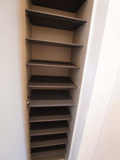 ＴＳＫコートの収納|大容量シューズボックス