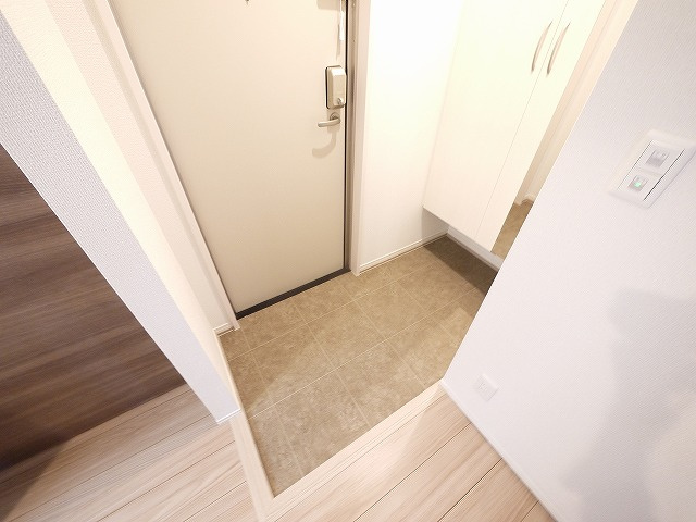 ベル　フォレット　スウドの玄関|明るい玄関です