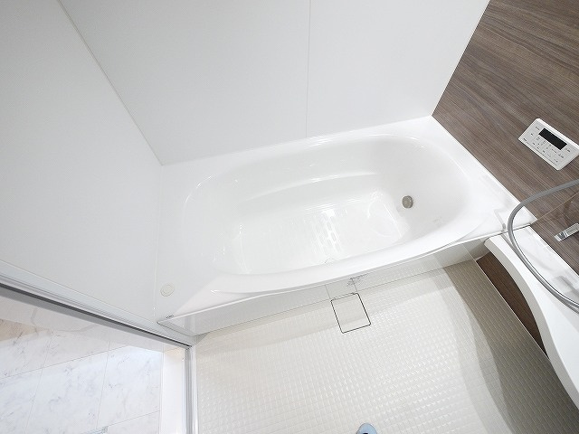 ベル　フォレット　スウドの浴室|お風呂です