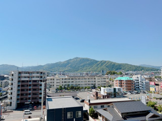 【展望】 | 南東向きバルコニーからの展望。遮る建物が無く、素敵な景観と暖かい日差しをお部屋に運んでくれます♪