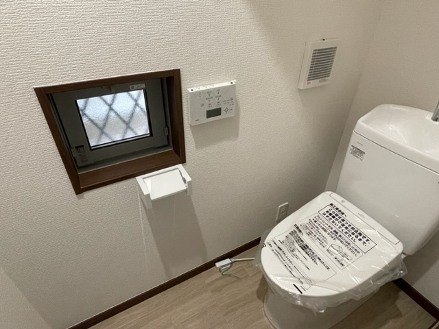 一ノ割大竹貸家のトイレ