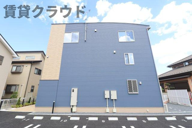 メゾン・アンソレイエの外観|落ち着いた雰囲気の外観です